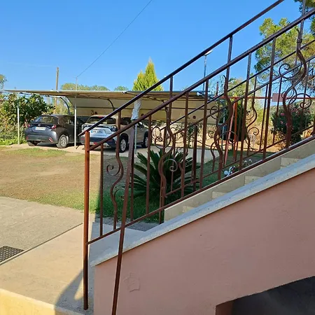 Angela Guest house 3*