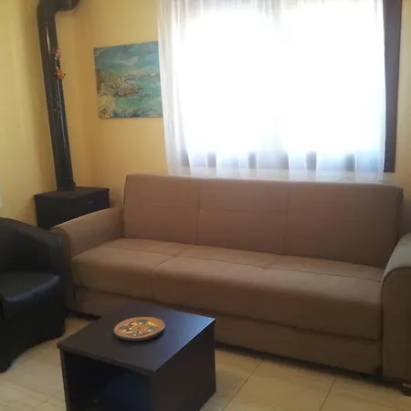 Angela Konukevi Sykia